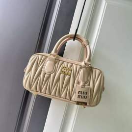 Picture of Miu Miu Handbags _SKUfw194598201fw